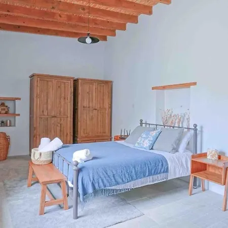 Stonebuilt Hiddenhouse