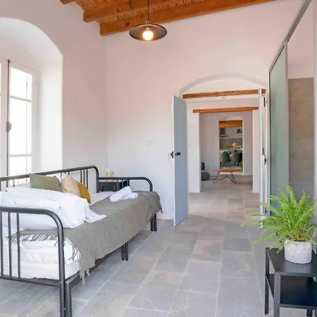 Stonebuilt Hiddenhouse