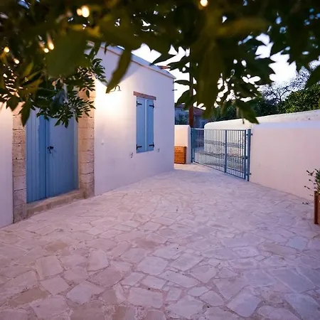 Stonebuilt Hiddenhouse Paphos