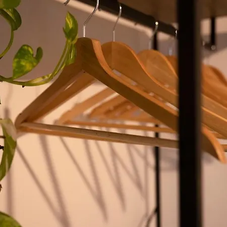 Stonebuilt Hiddenhouse *