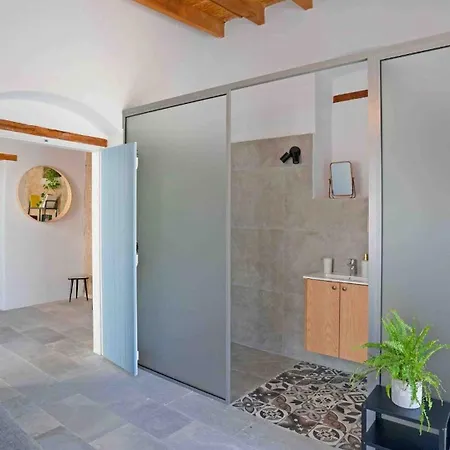 Stonebuilt Hiddenhouse Paphos