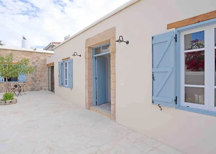 Stonebuilt Hiddenhouse Paphos