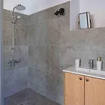 Stonebuilt Hiddenhouse